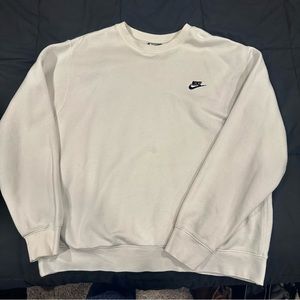 Men’s White Nike Crewneck w/ black Nike logo